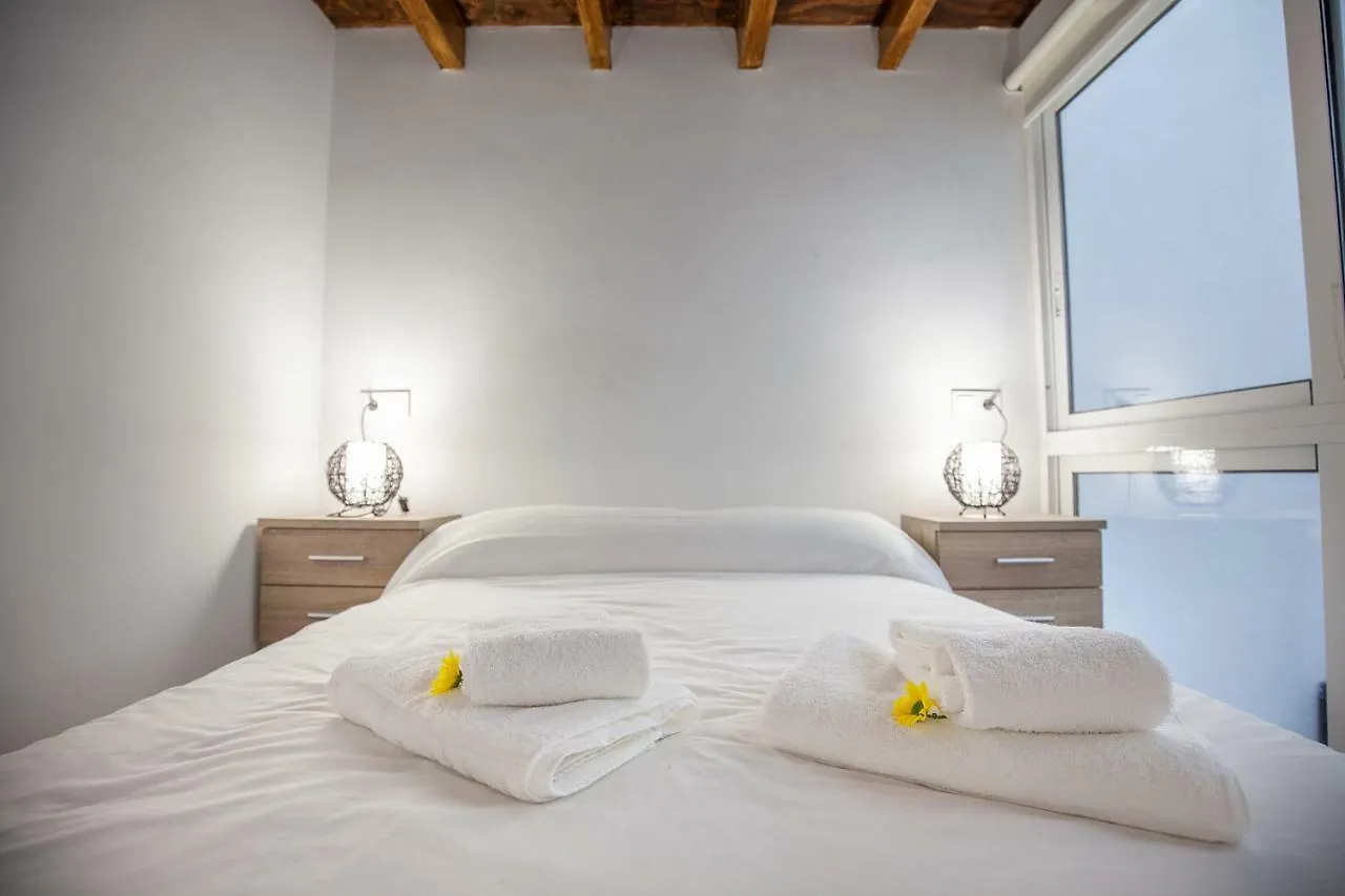 Apartment Pasaje Amores Iz. - Tranquilidad Y Vida Cultural En Centro Sevilla 4Px