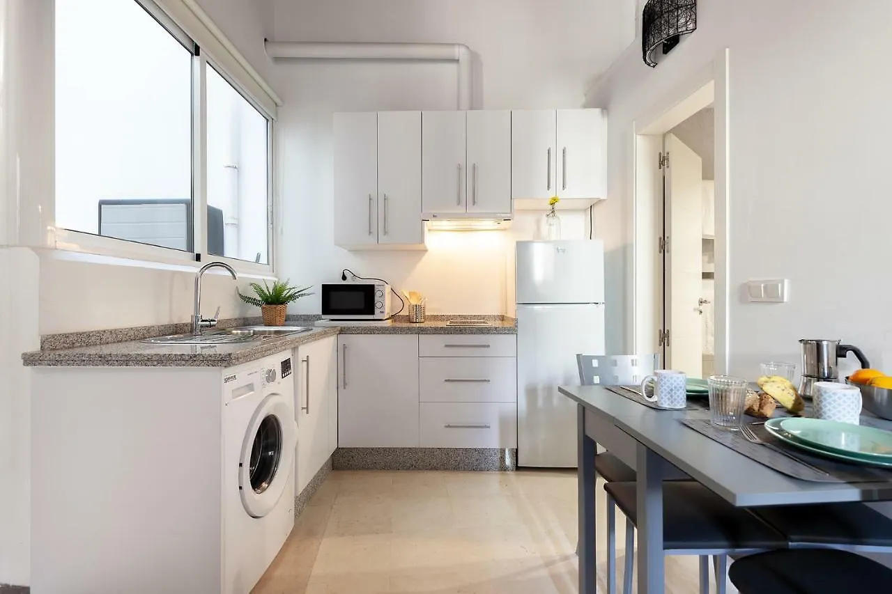 Apartment Pasaje Amores Iz. - Tranquilidad Y Vida Cultural En Centro Sevilla 4Px